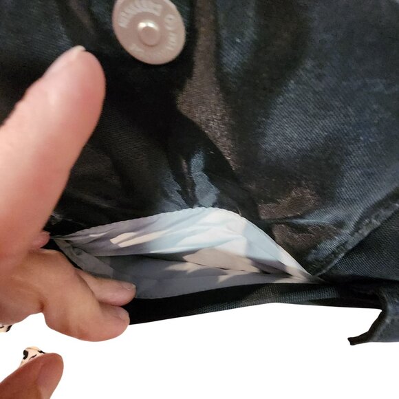 Travelon Anti-Theft Crossbody Bag For Women With RFID Blocking & Locking Compart - Picture 9 of 15